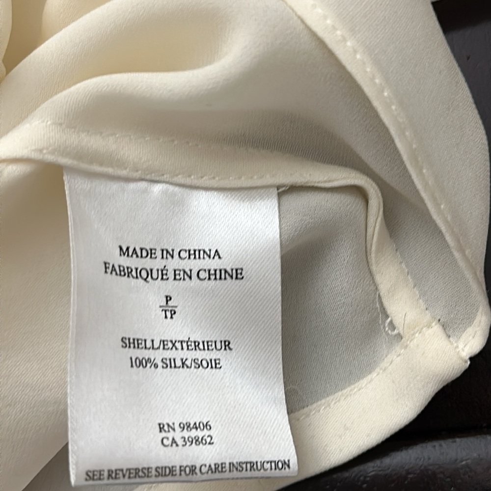 THEORY WOMEN Silk CREPE TIE-FRONT LONG SLEEVE BLOUSE IVORY Petite XS EUC - Picture 9 of 9